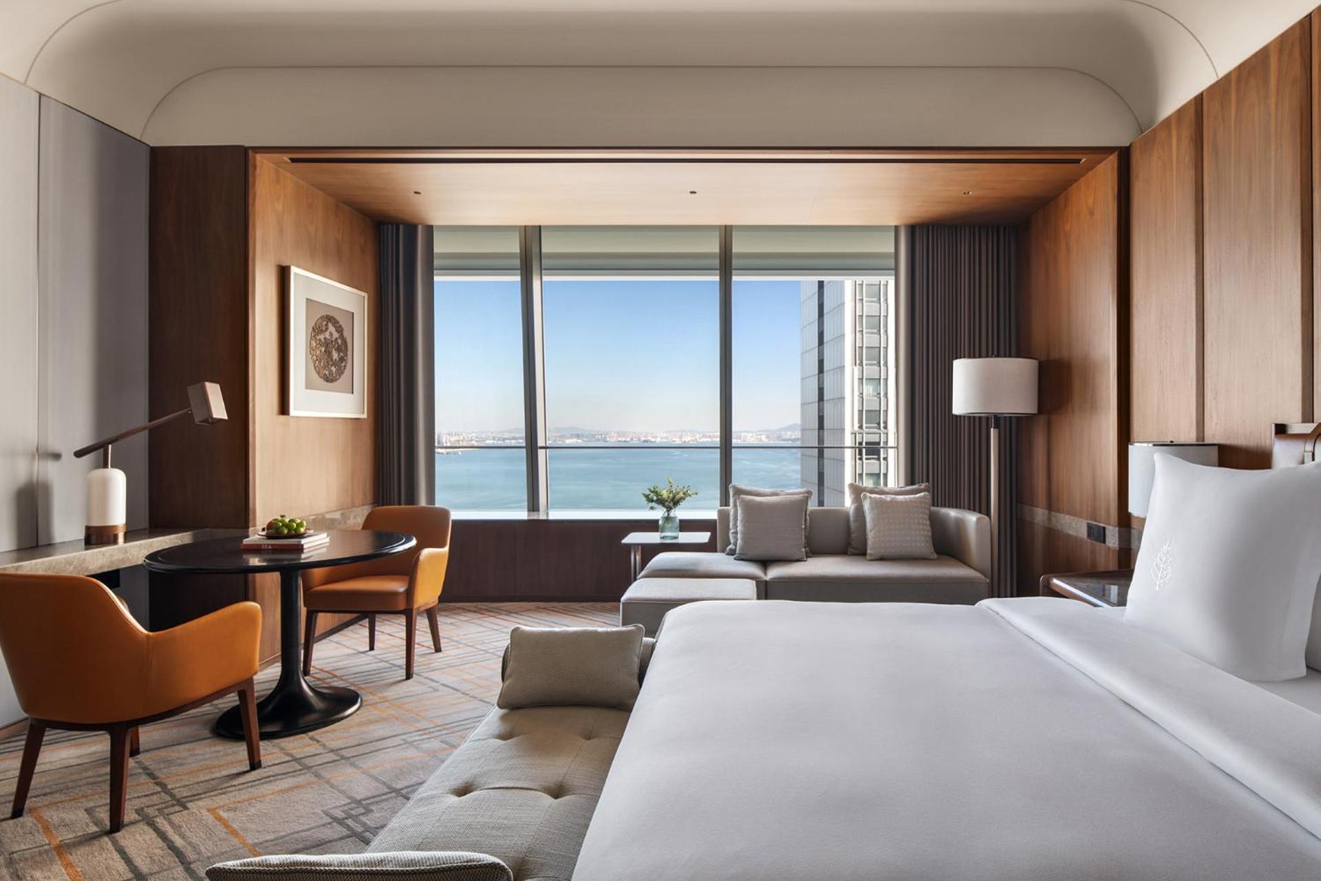 Four Seasons Hotel Dalian Bagian luar foto