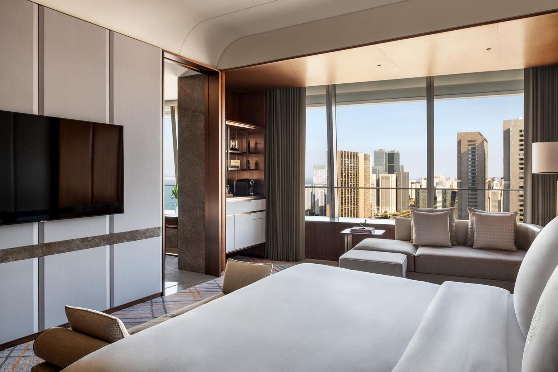 Four Seasons Hotel Dalian Bagian luar foto