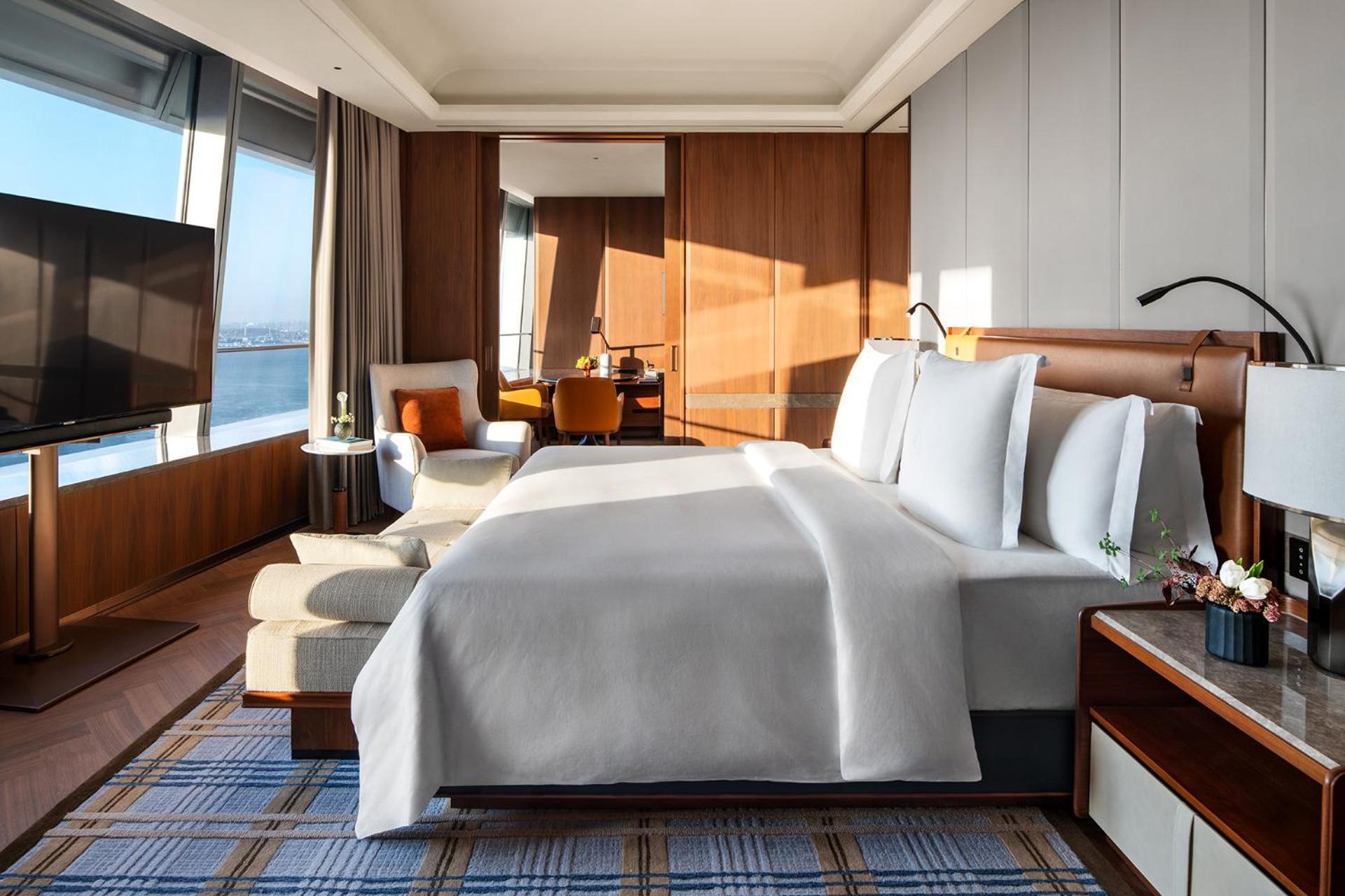 Four Seasons Hotel Dalian Bagian luar foto